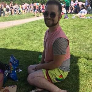 Meet your Posher, Elliot